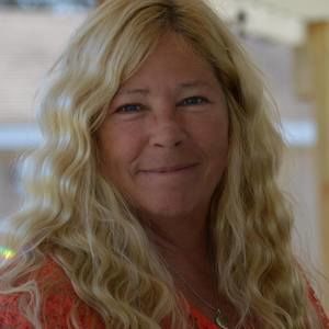 Meet your Posher, Gloria